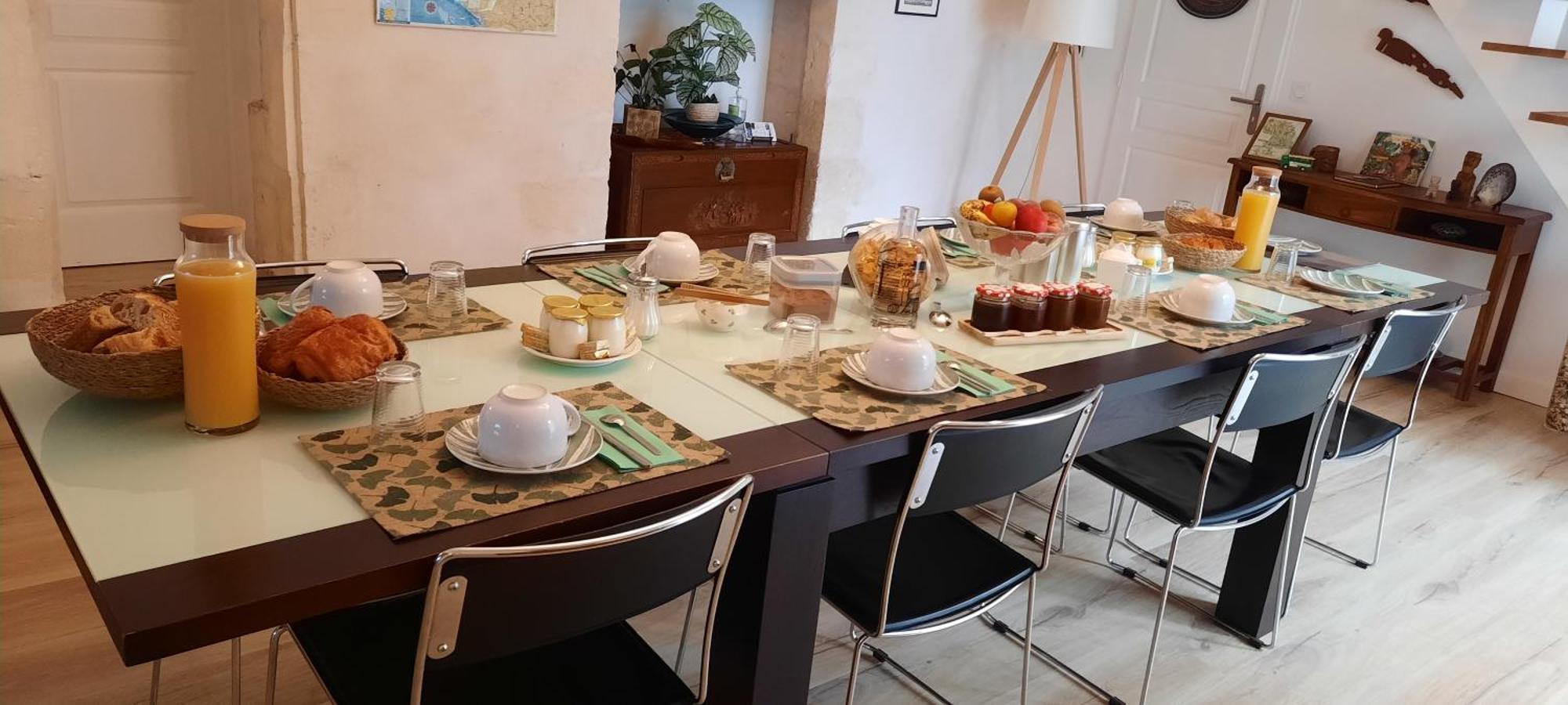 Chambres D'Hote Maeva Balanzac Ngoại thất bức ảnh